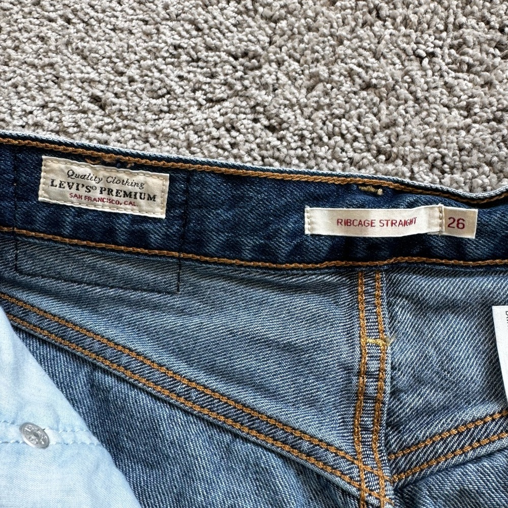 LEVIS Ribcage Straight - Picture 2 of 5